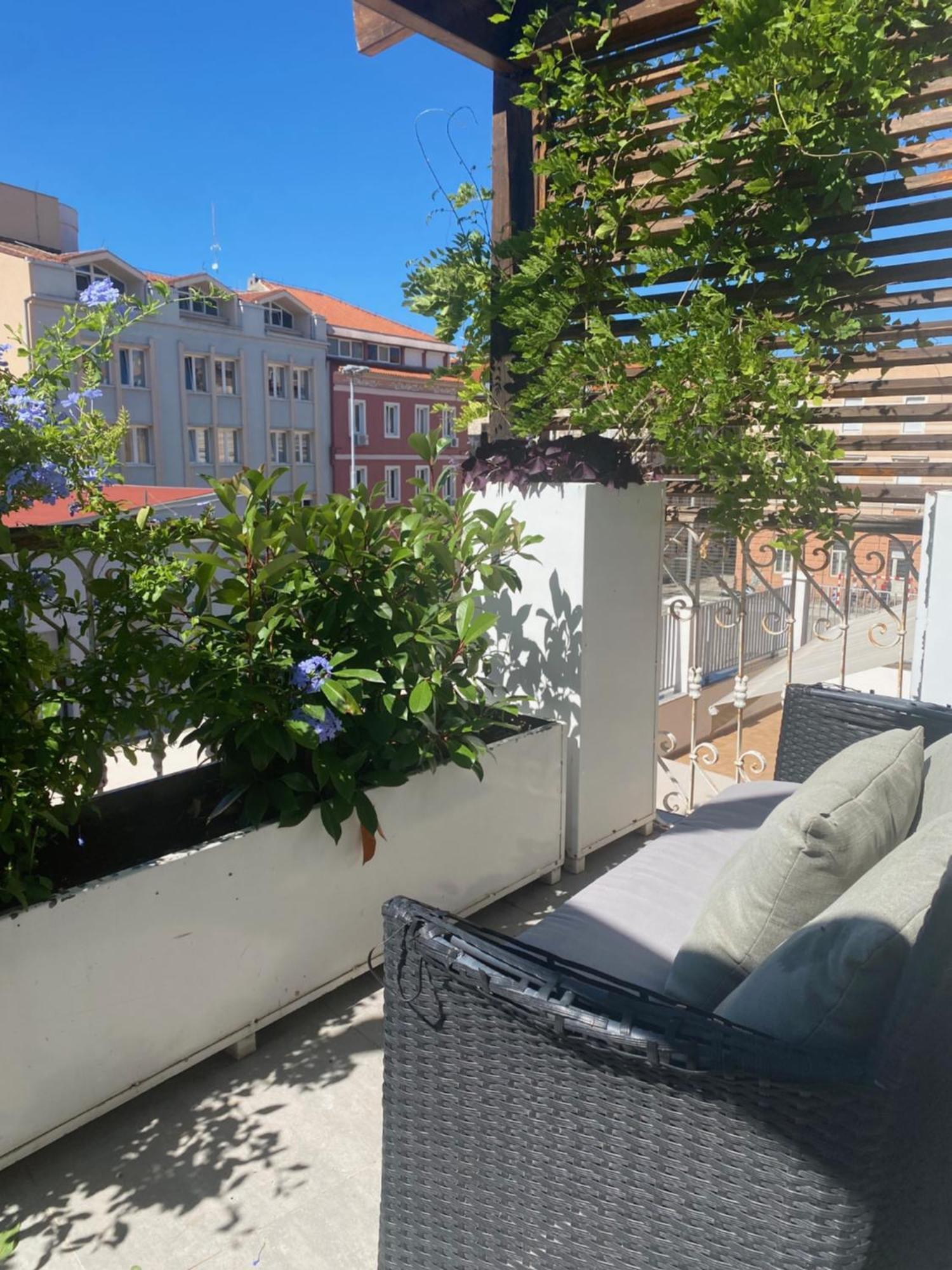 Appartment In Center With Parking Pula Extérieur photo